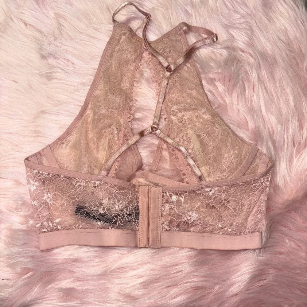Victoria's Secret Lace Key-Hole Halter Bralette - Blush Pink - Picture 8 of 8
